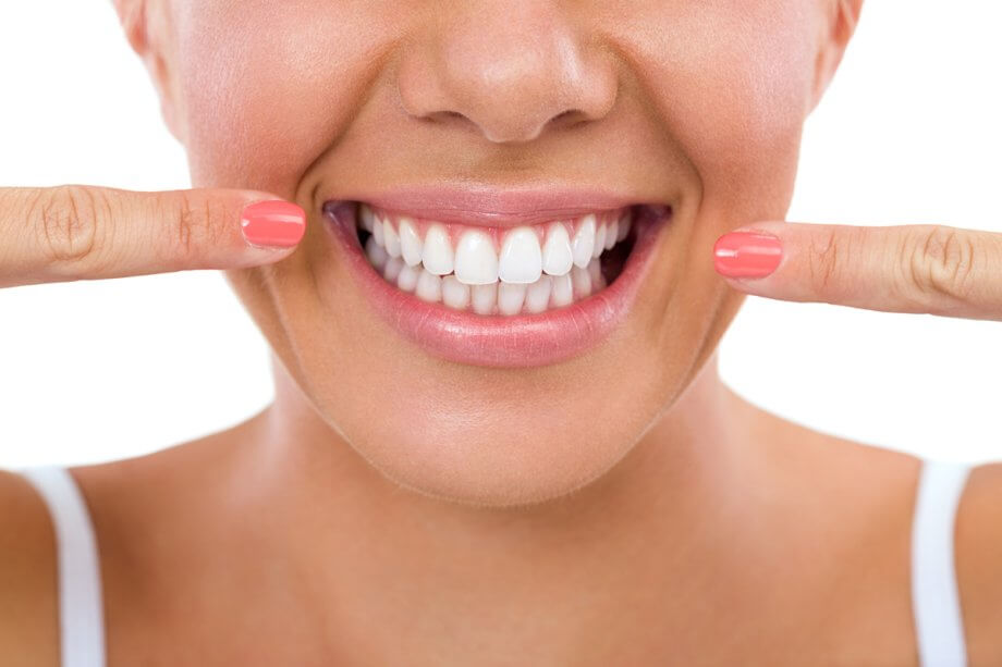 How Does Teeth Whitening Work in a Dental Office?